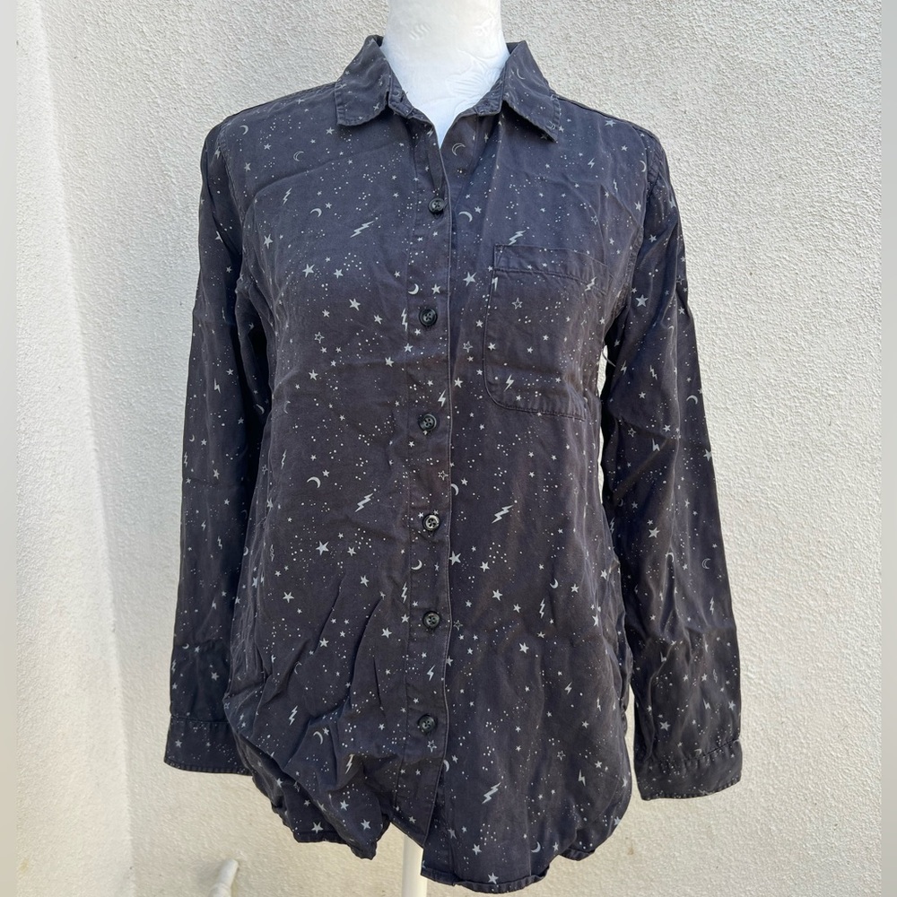 Marine Layer Button Down Grey Star Print